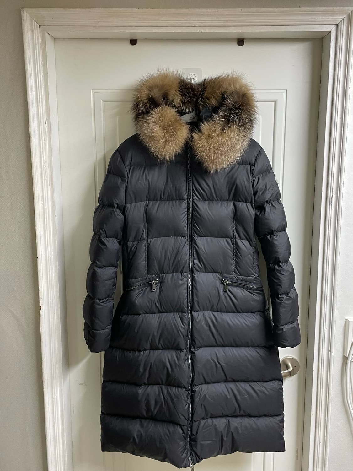 몽클레어 롱패딩 상품이미지1