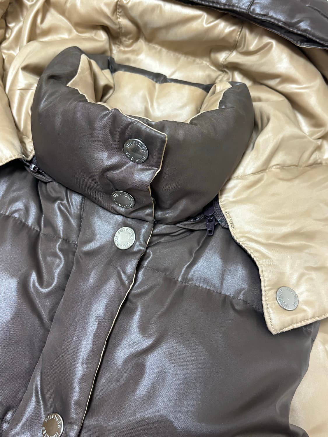 타미힐피거 리버시블 패딩조끼 브라운 상품이미지6