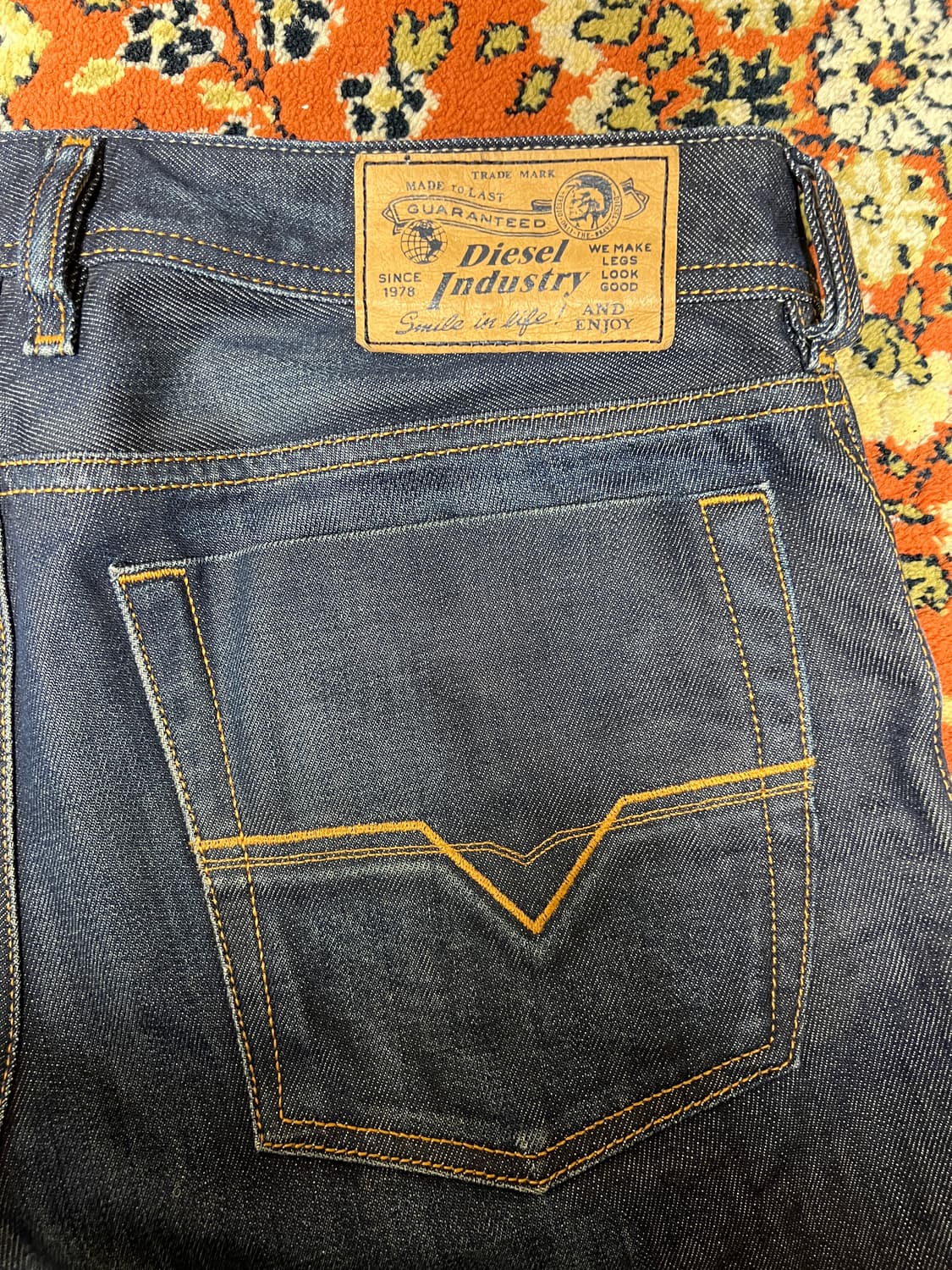 [31] 디젤 자티니 부츠컷 진청 데님 플레어 팬츠 상품이미지5