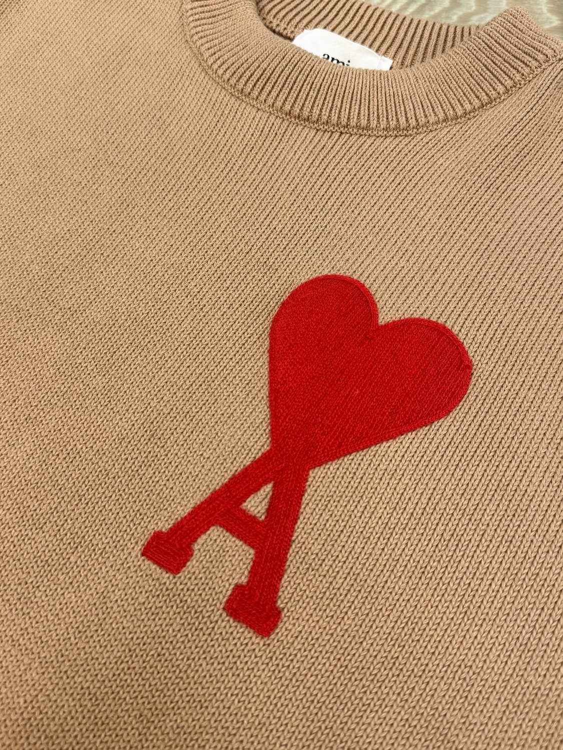 아미 21SS 빅하트 스웨터 상품이미지5