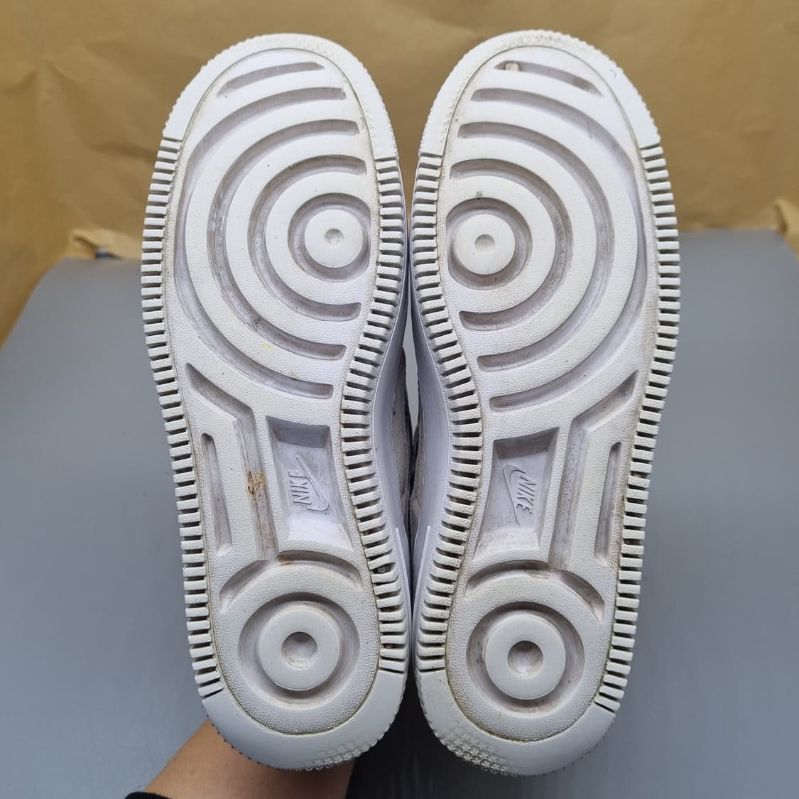 나이키 에어포스1 세이지로우 245 상품이미지3