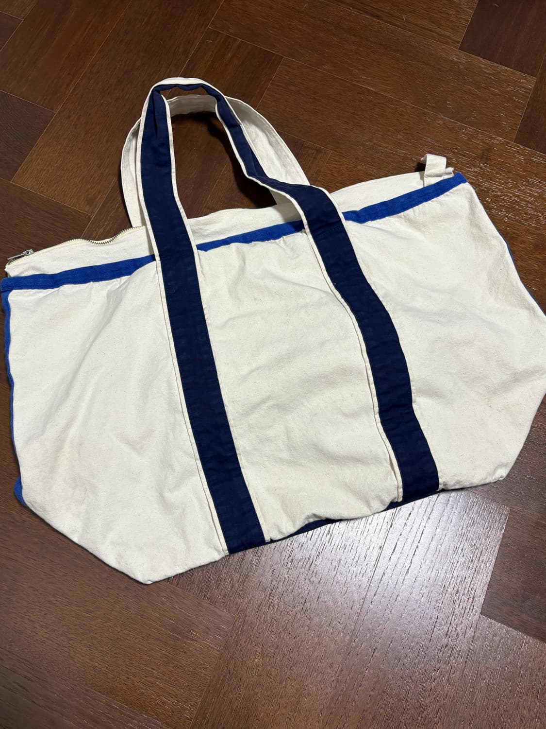 메종키츠네 빅 숄더백 상품이미지3