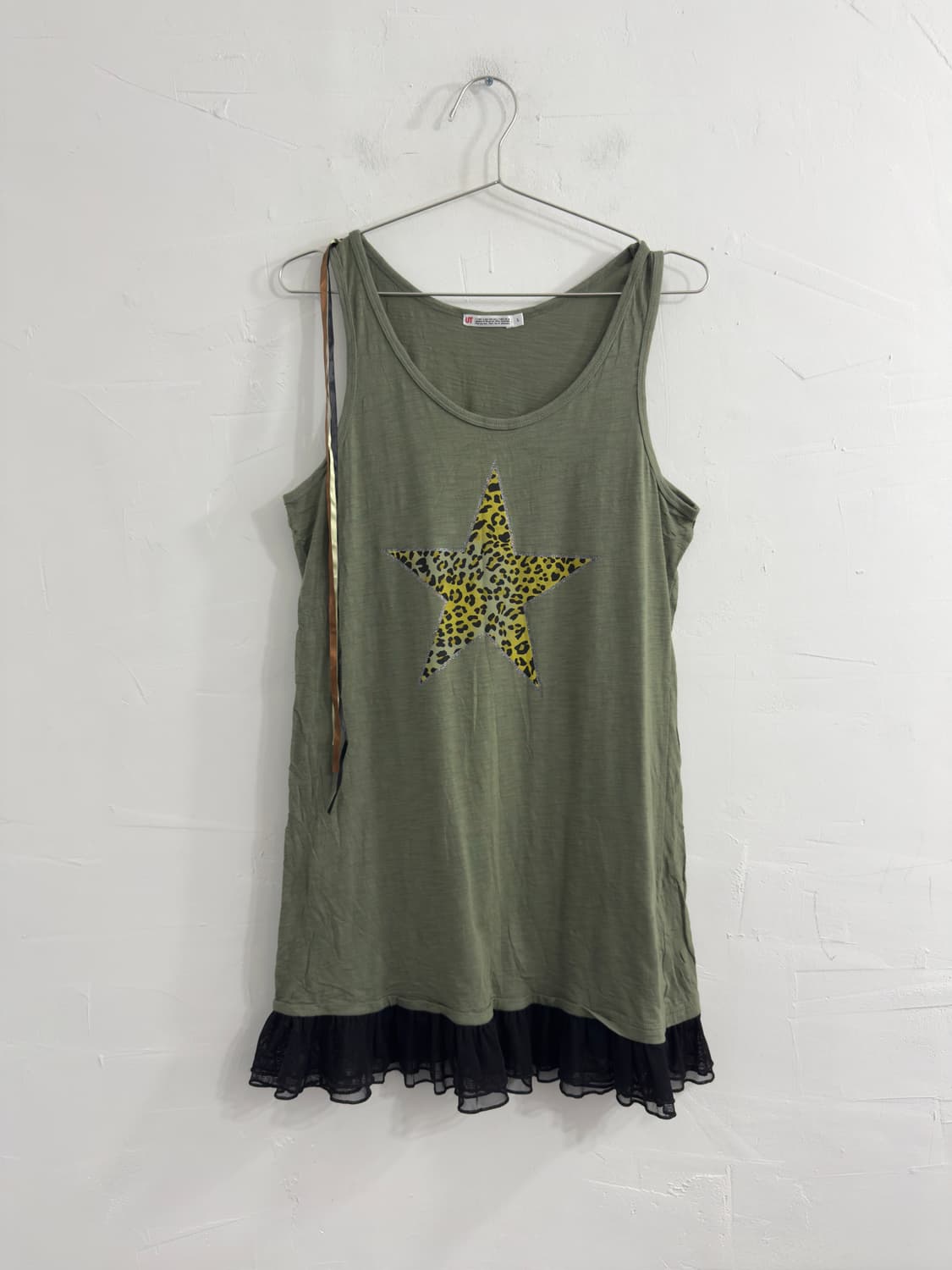 ut star sleeveless 상품이미지1