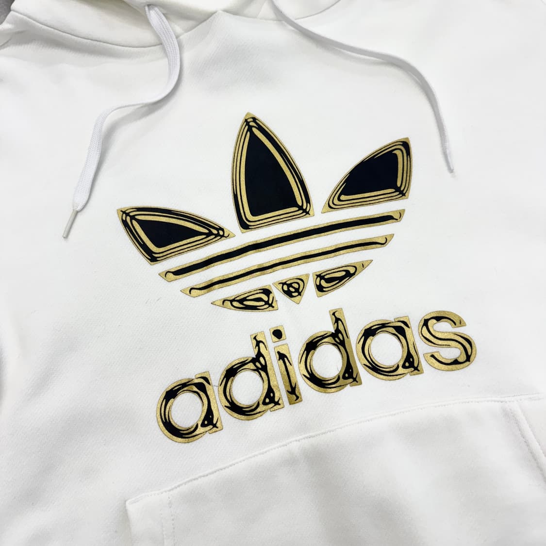 아디다스 신형 메탈릭 빅로고 후드티 화이트 상품이미지3