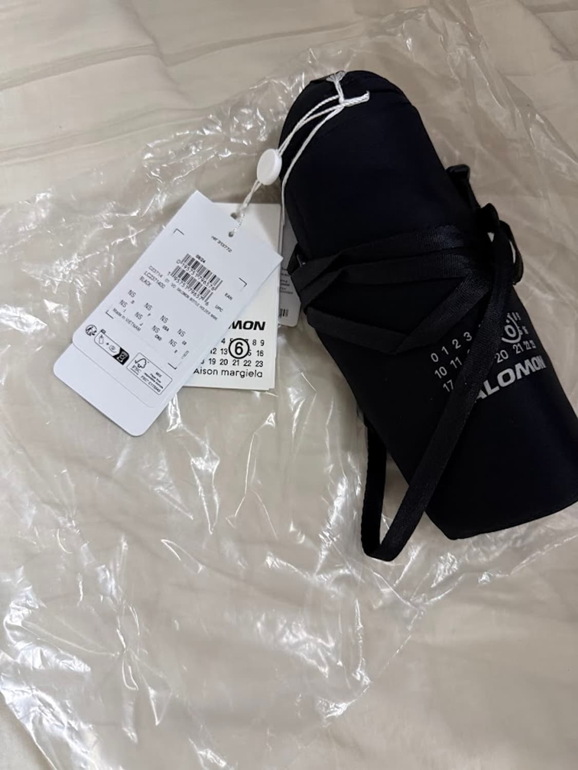 살로몬 mm6 보틀홀더 상품이미지2