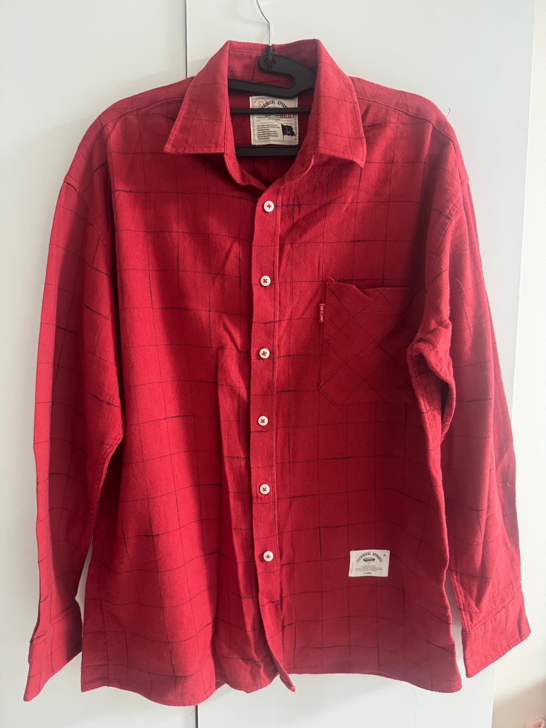 빨간색 셔츠 상품이미지1