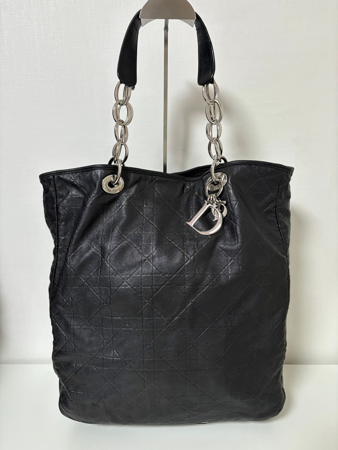 디올 까나쥬 빅 숄더백 상품이미지1