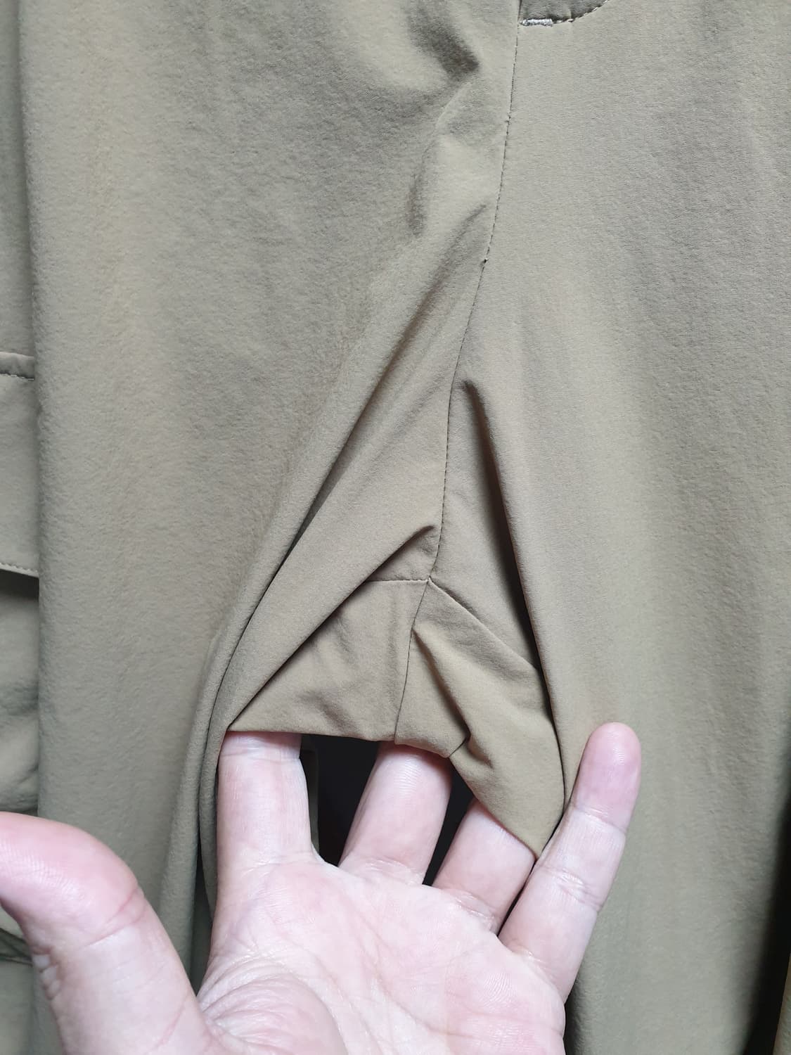 [남32~34/23년] 왁골프 스판 카고조거팬츠 카멜 상품이미지3