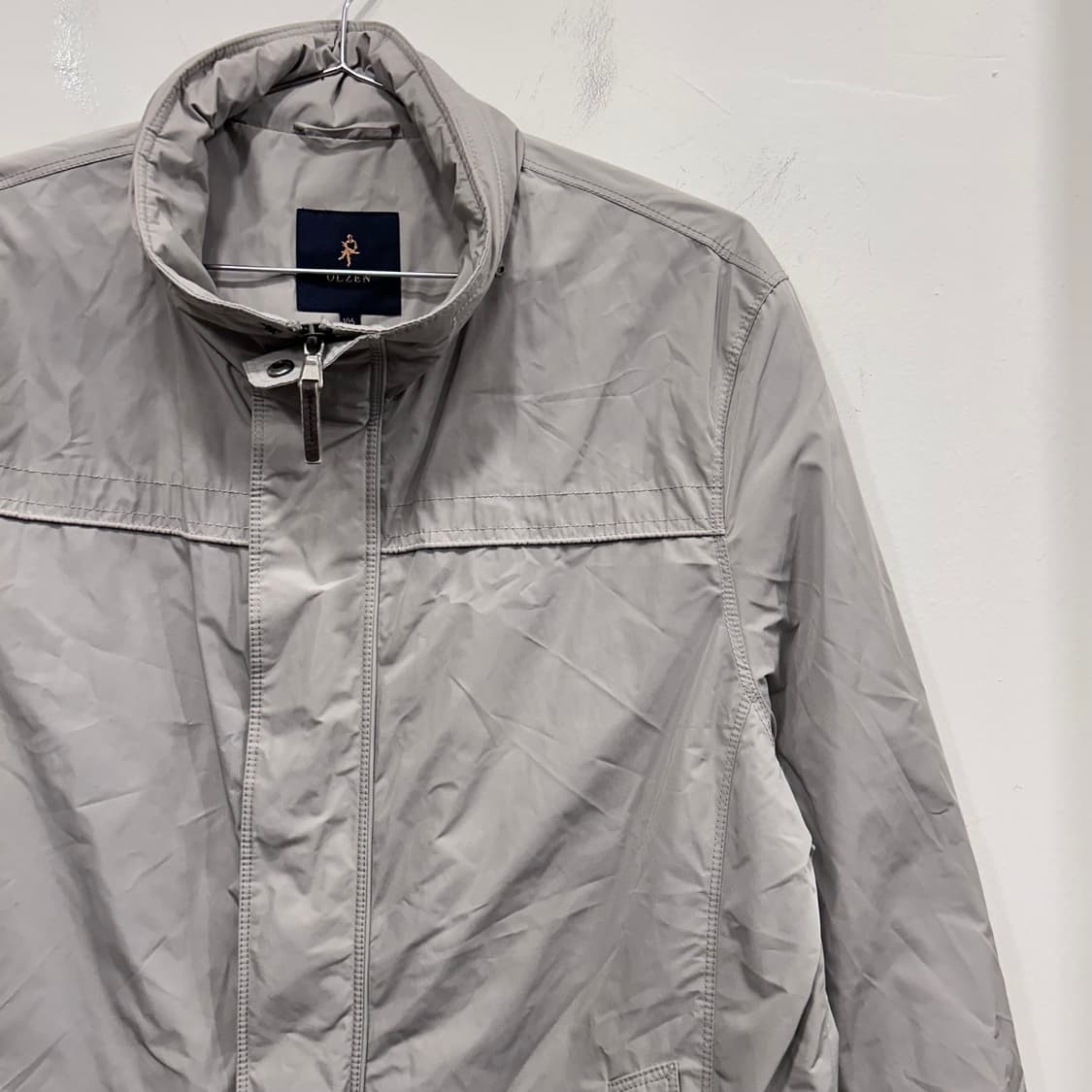 올젠 후드내장 절개 하이넥 나일론 자켓 상품이미지1