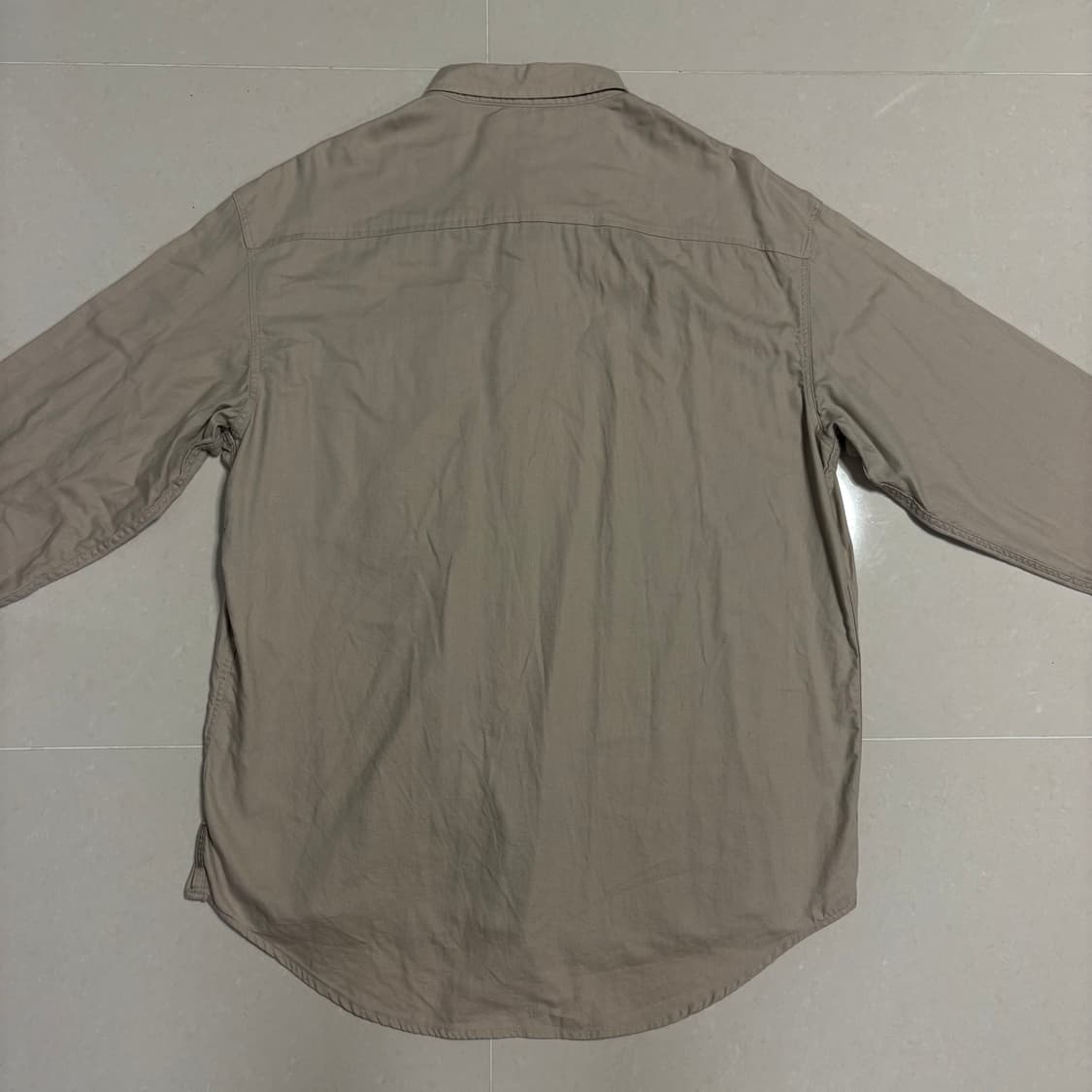 정품 아르마니 익스체인지 빅포켓 베이지 루즈핏 셔츠 상품이미지5