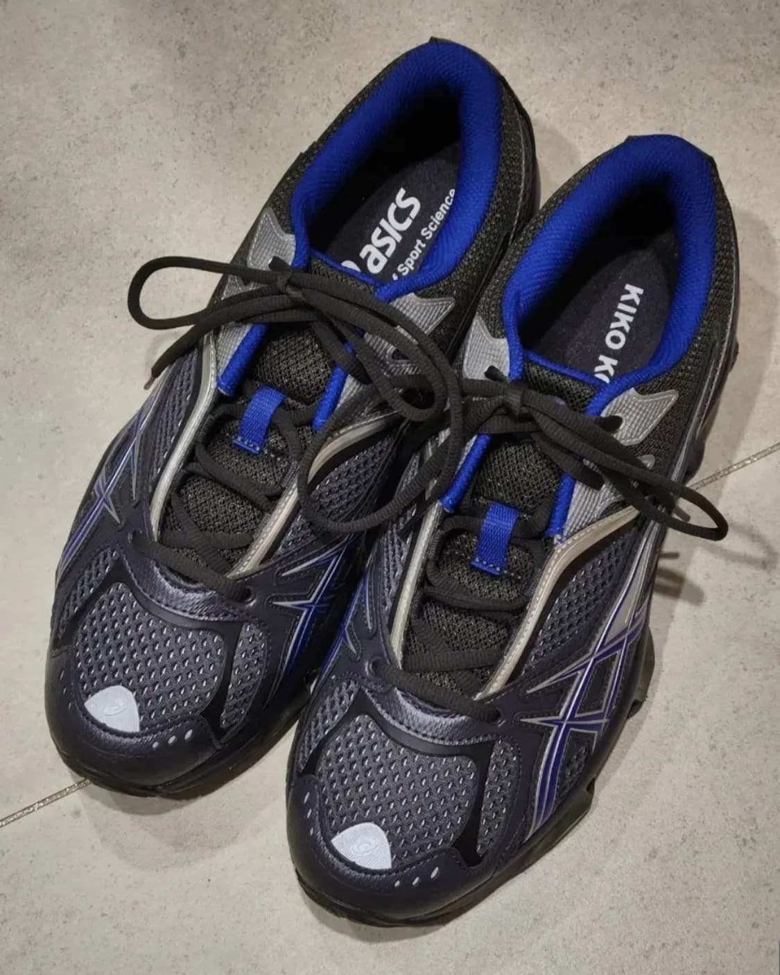 [282.5] 아식스 x 키코 젤 퀀텀 지엔치아 다크 그레이 상품이미지2