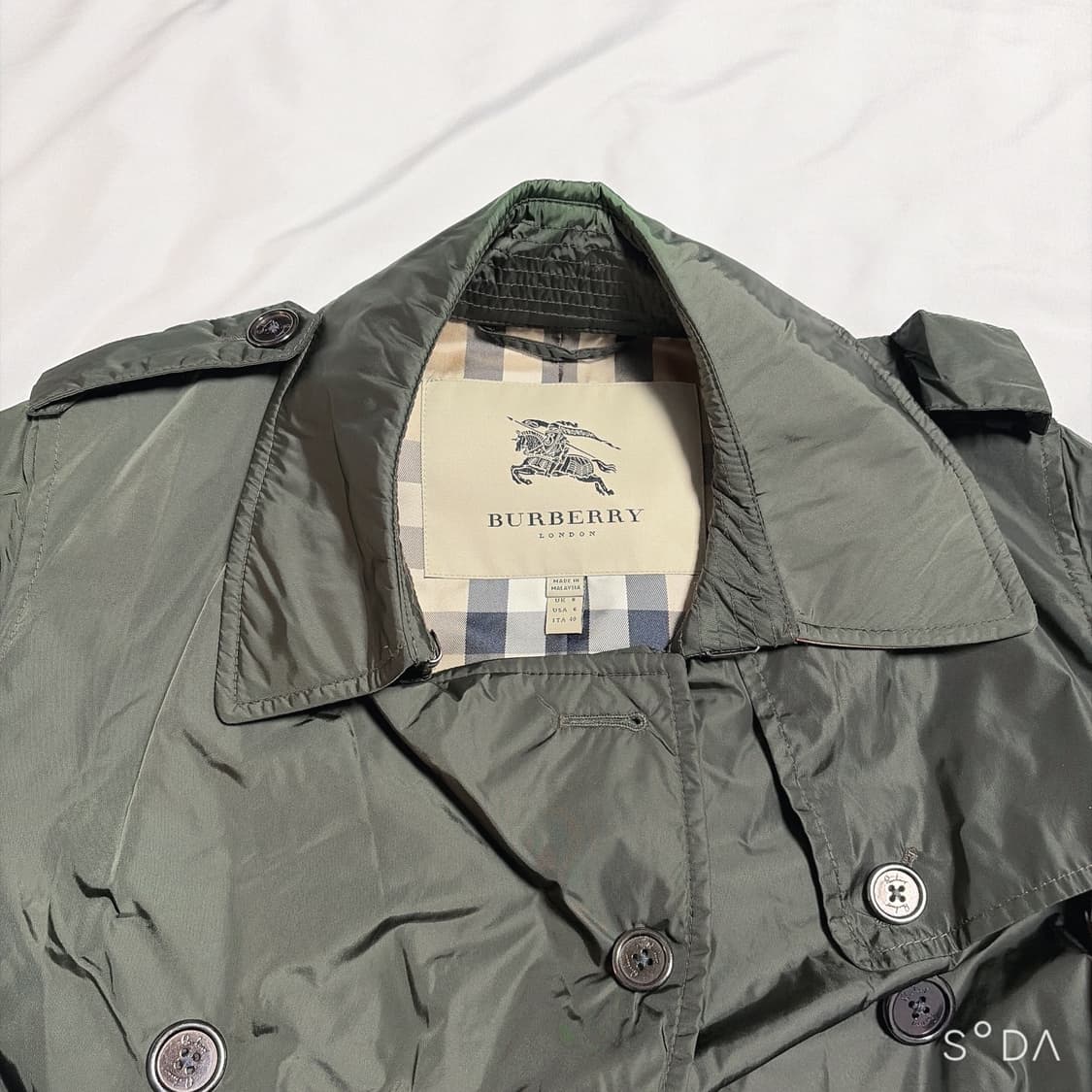 버버리 나일론 트렌치 더블 코트 카키 상품이미지3
