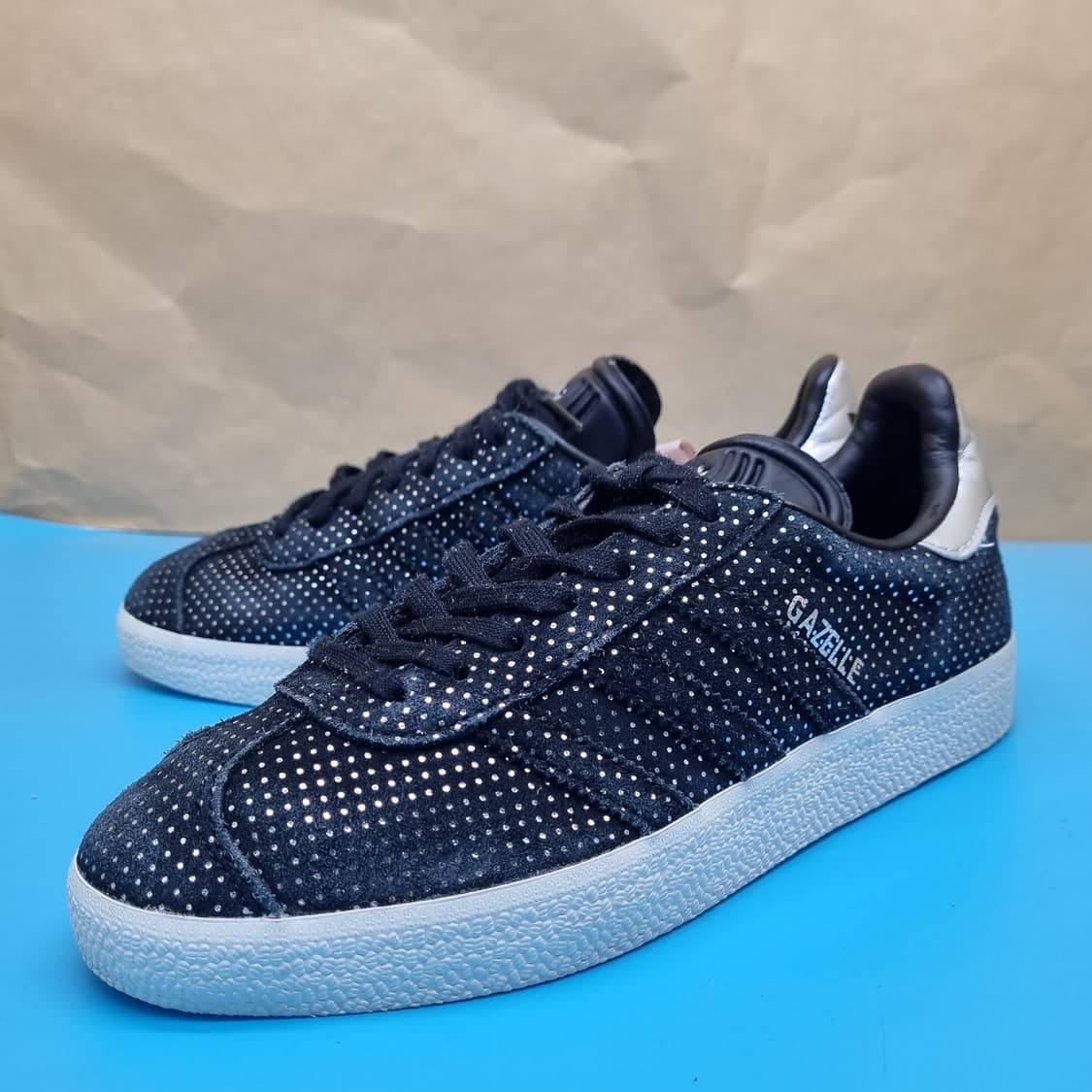 아디다스 가젤 블랙실버메탈릭 스니커즈225 상품이미지1