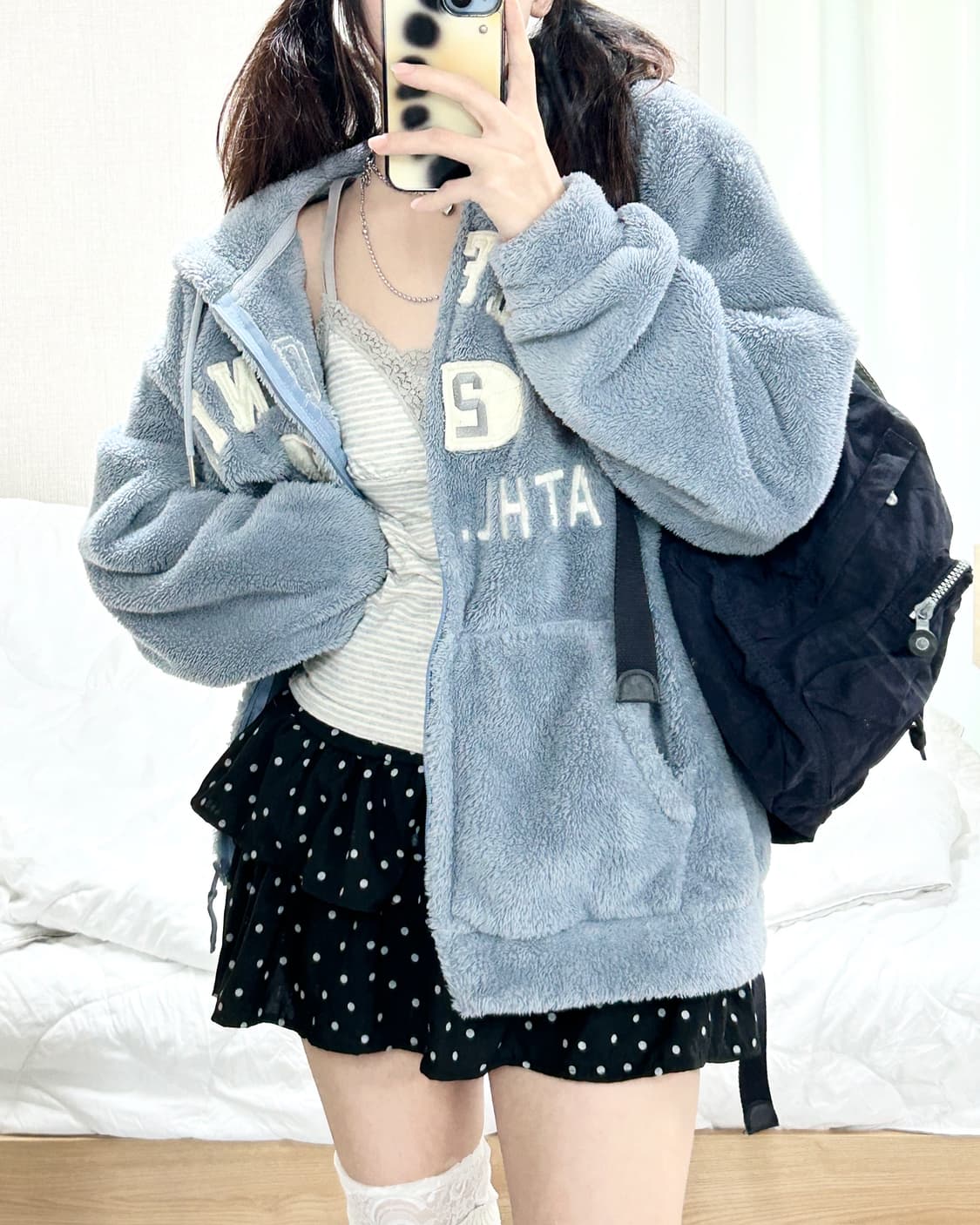 후아유 빅로고 블루 후리스 상품이미지3