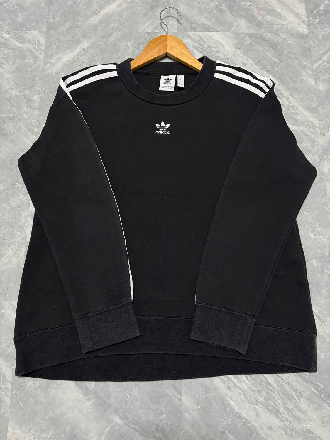 아디다스 삼선 라인 맨투맨 상품이미지1