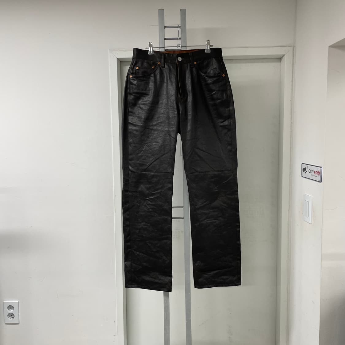 아워레가시 포멀 라이드컷 머드 다이드 팬츠 31 상품이미지1