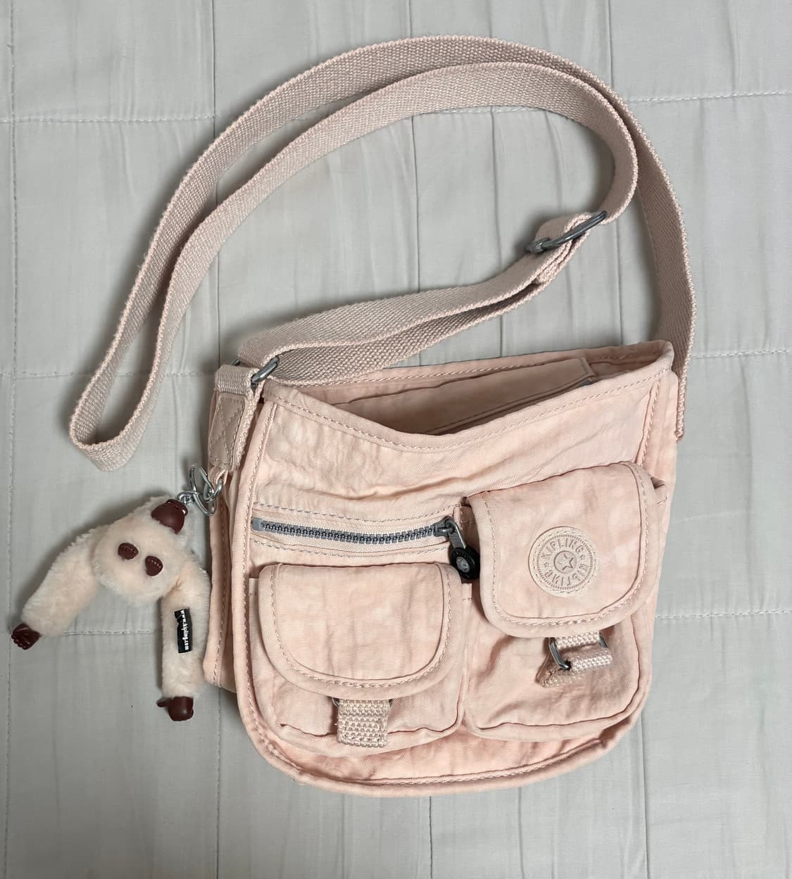 딸기우유 살구 키플링 크로스백 모리걸가방  상품이미지1