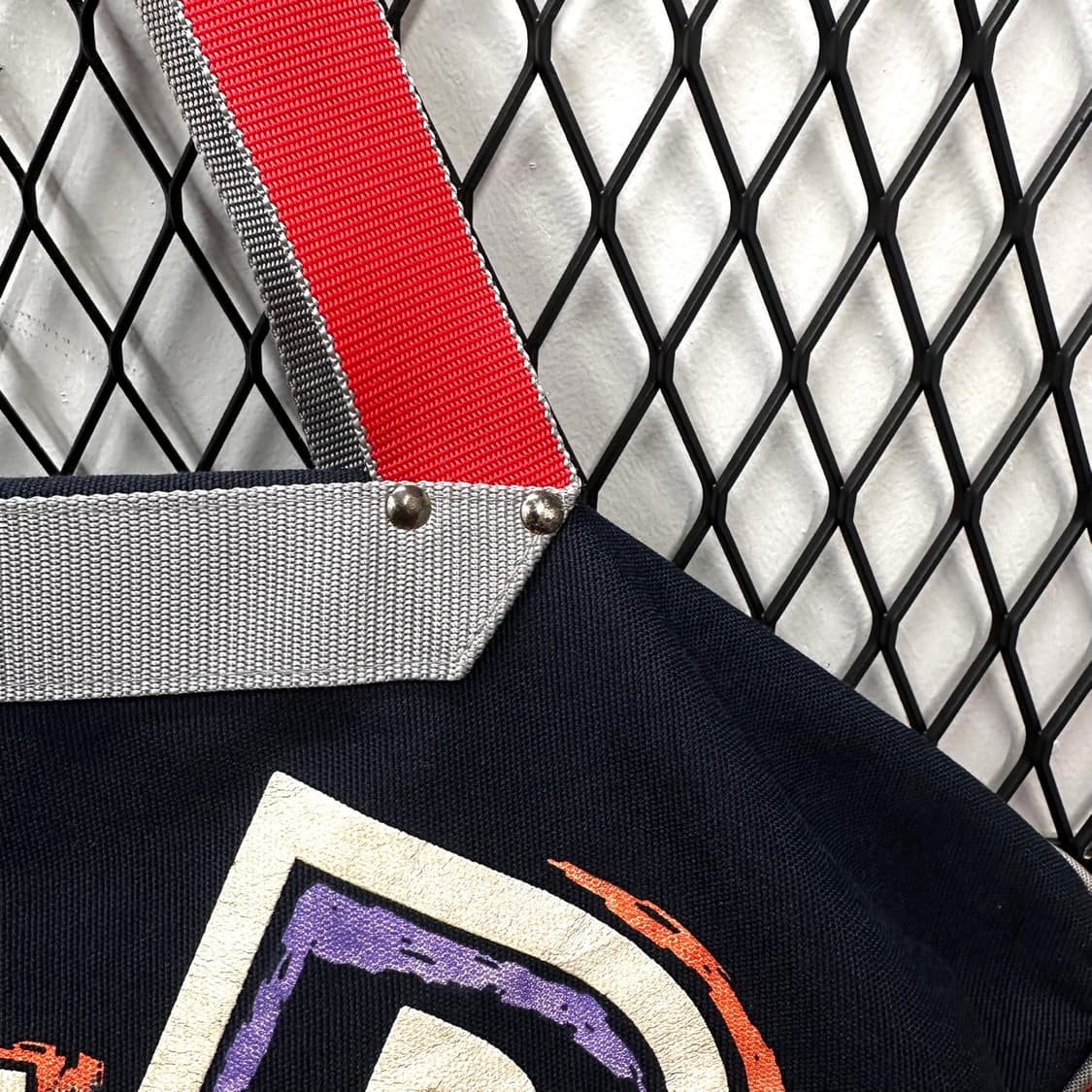 90s 나이키 에어 더플백 레트로 그래픽 로고 네이비 레드 배색 상품이미지5