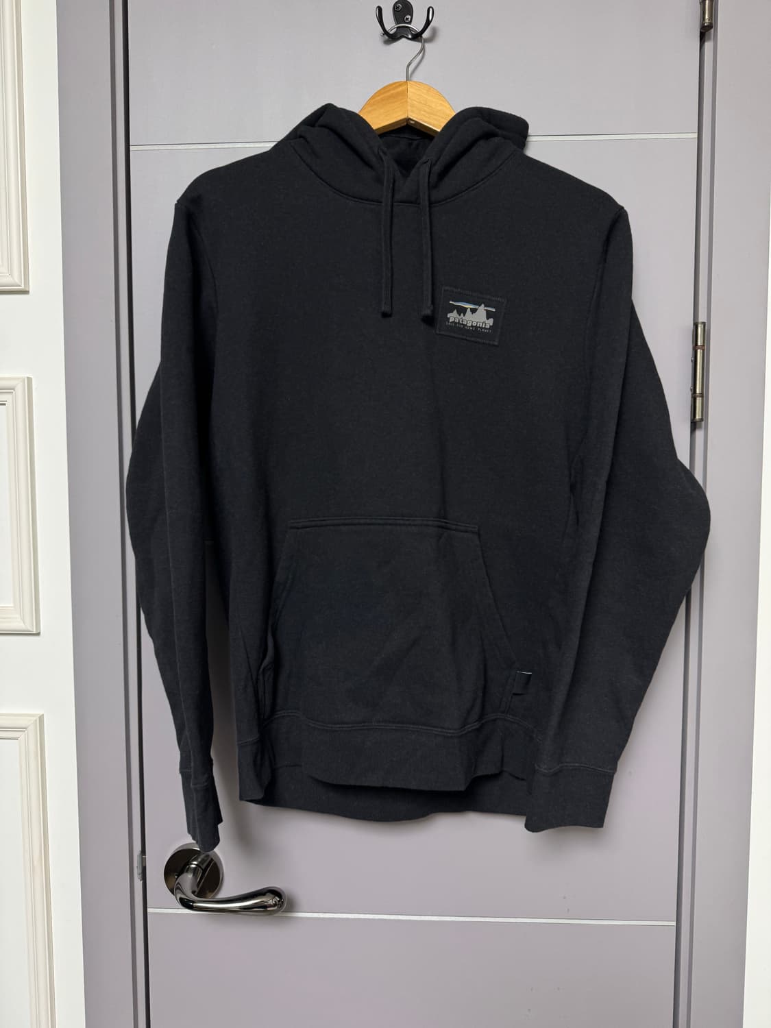 파타고니아 후드티 m (100사이즈) 블랙 깔끔  상품이미지1