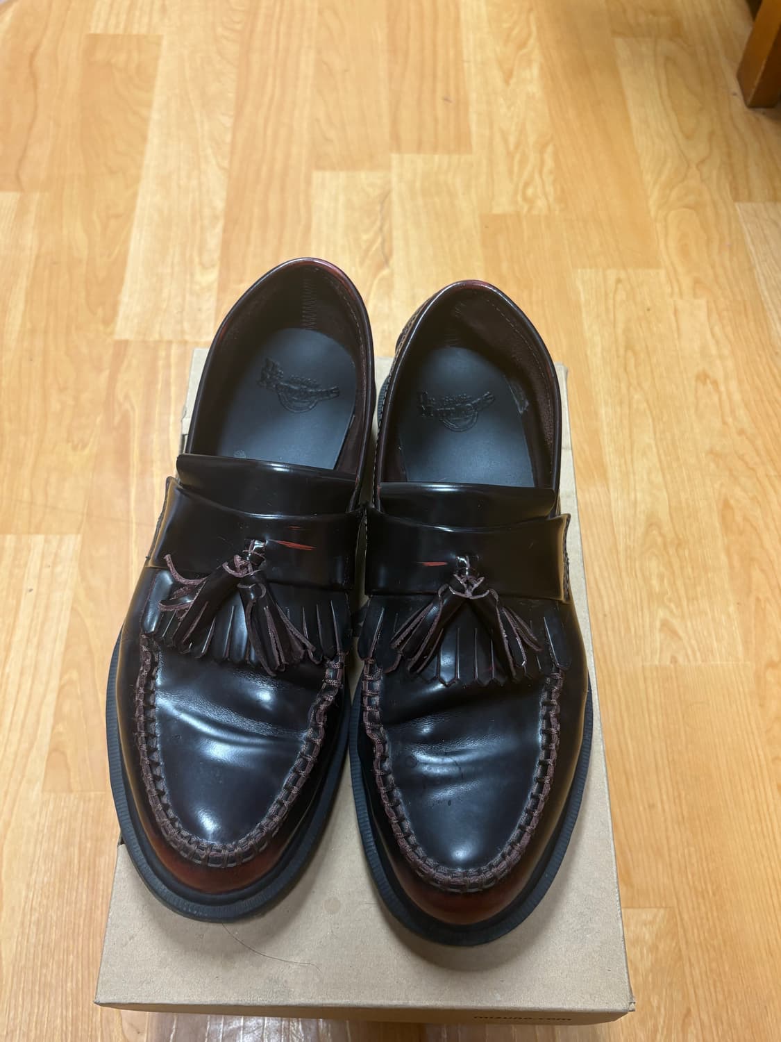 닥터마틴 아드리안 체리레드 uk9 상품이미지2