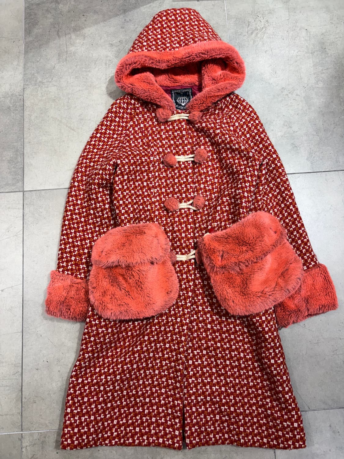 Algon quins 갸루펑크 형광코랄 퍼 후드 코트  상품이미지2