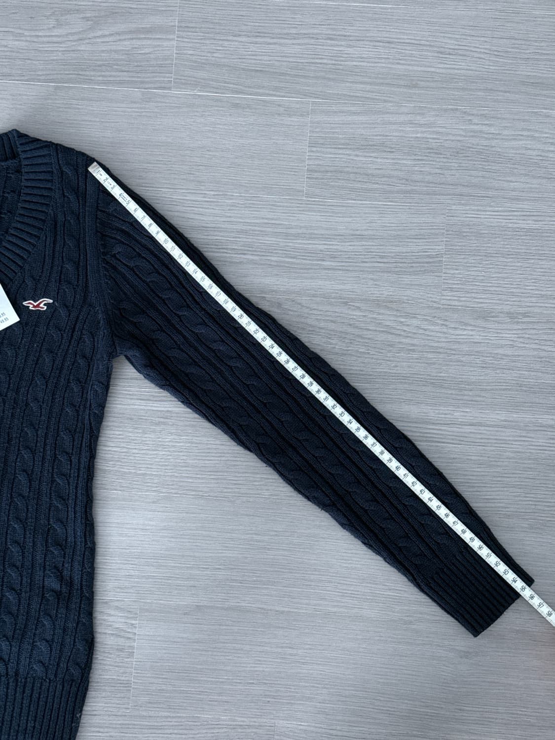 홀리스터 케이블 니트 아이콘 브이넥 스웨터 상품이미지6