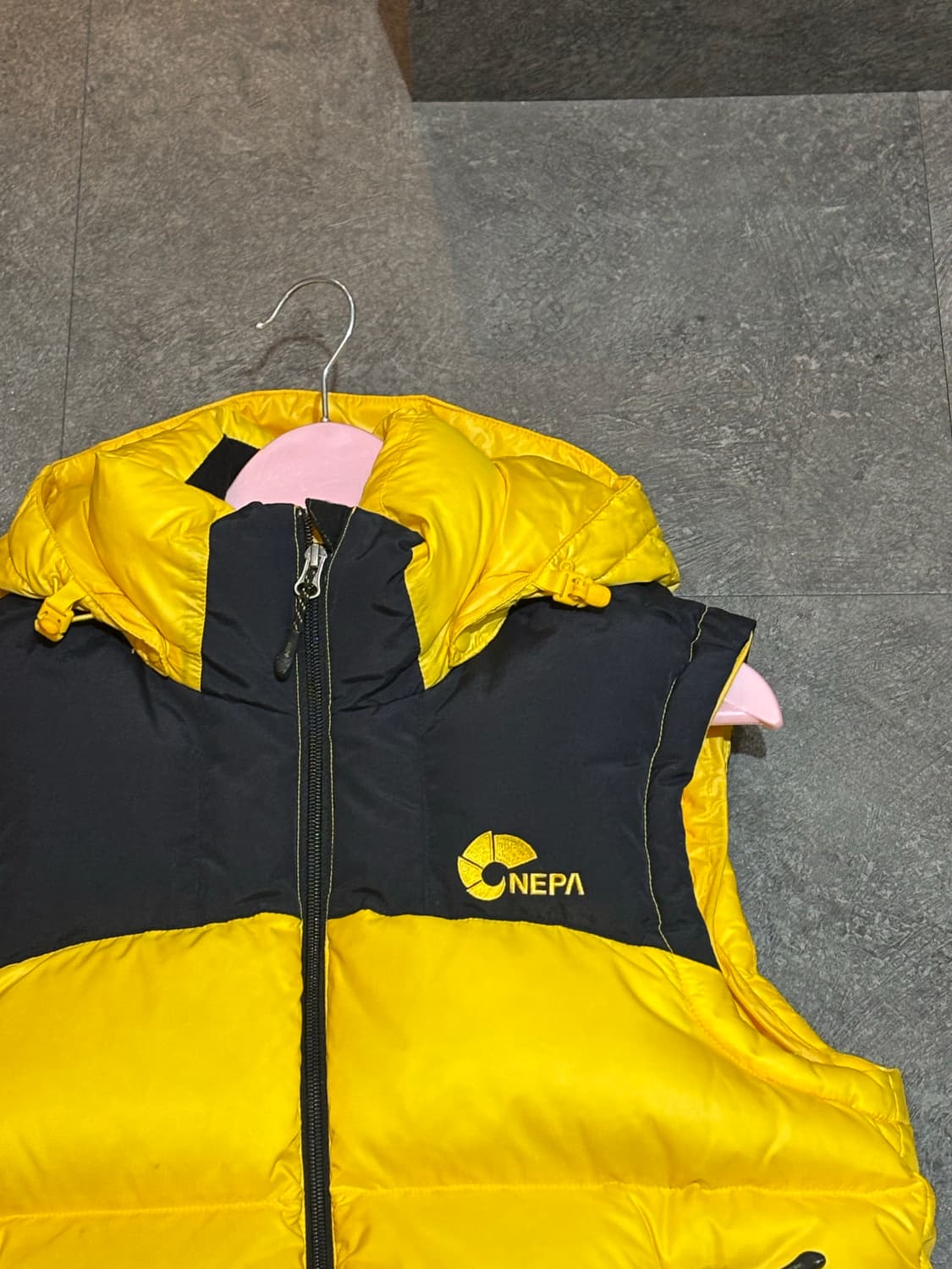 NEPA 네파 여성 오리털 패딩조끼 XS사이즈 상품이미지4