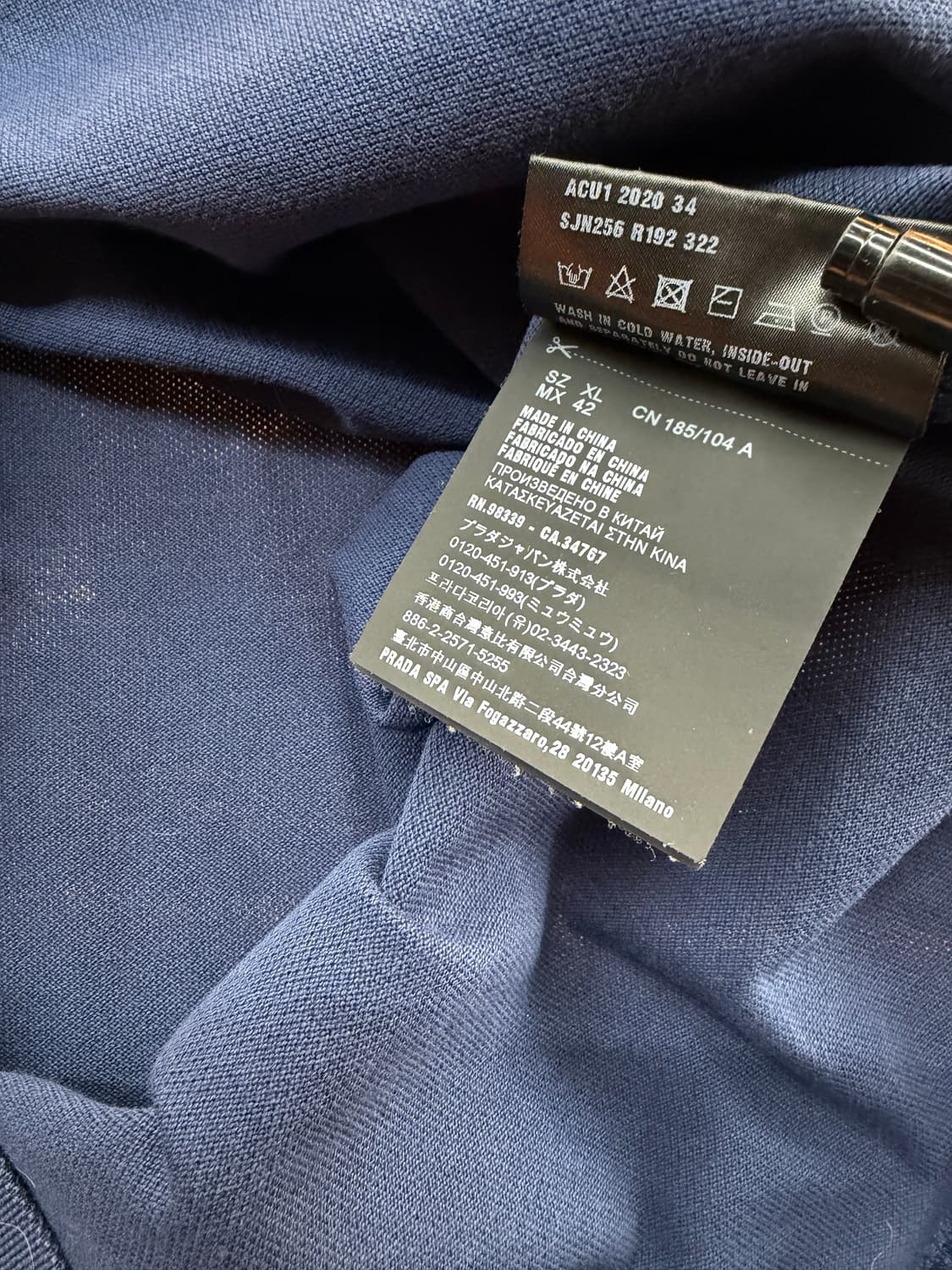 100/ 프라다 프론트 로고 PK 반팔 상품이미지9