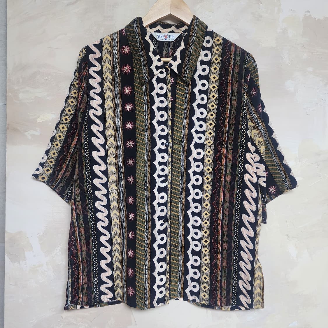 스프링 패턴 반팔 셔츠 상품이미지1