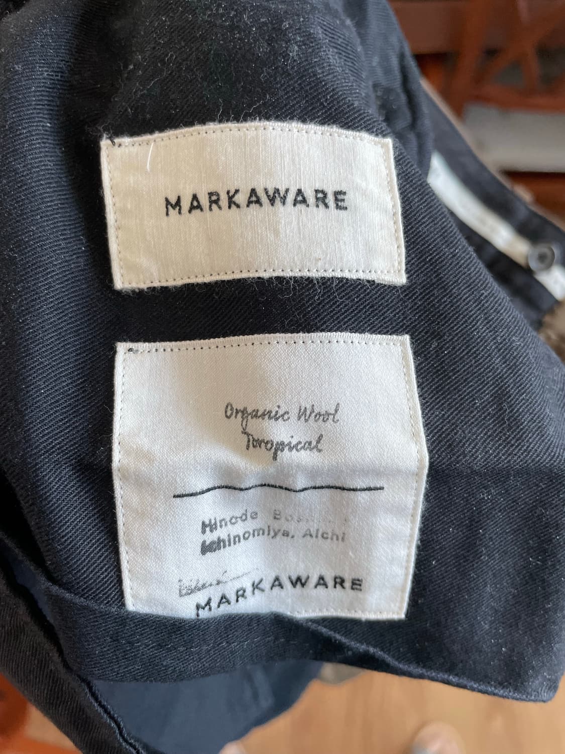 마카웨어 브라운 트로피컬 울 밴딩 슬랙스 상품이미지2