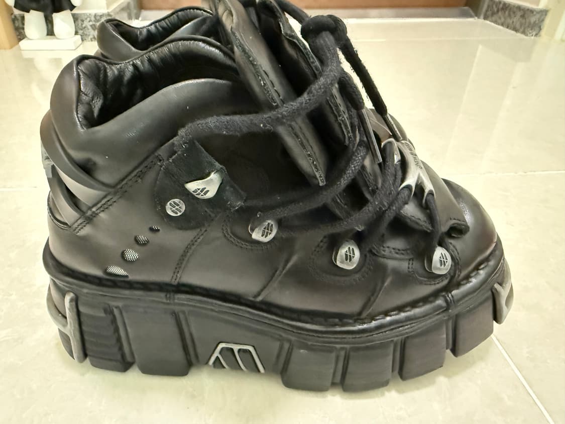 New Rock 뉴락 아이코닉 38사이즈 상품이미지3