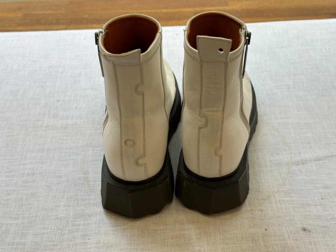 OFF WHITE (275) 상품이미지3