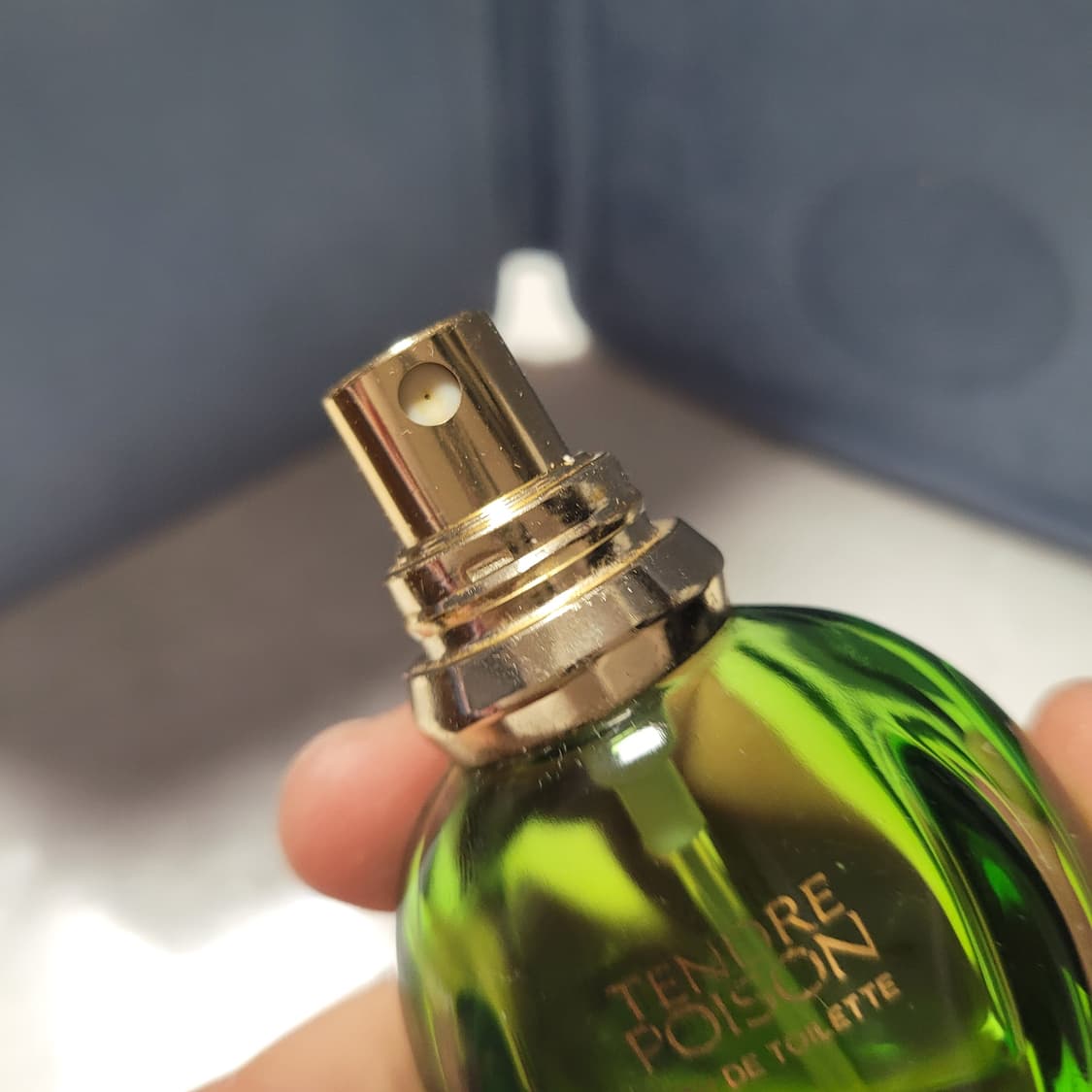 디올 쁘아종 향수 30ml (4) 상품이미지7