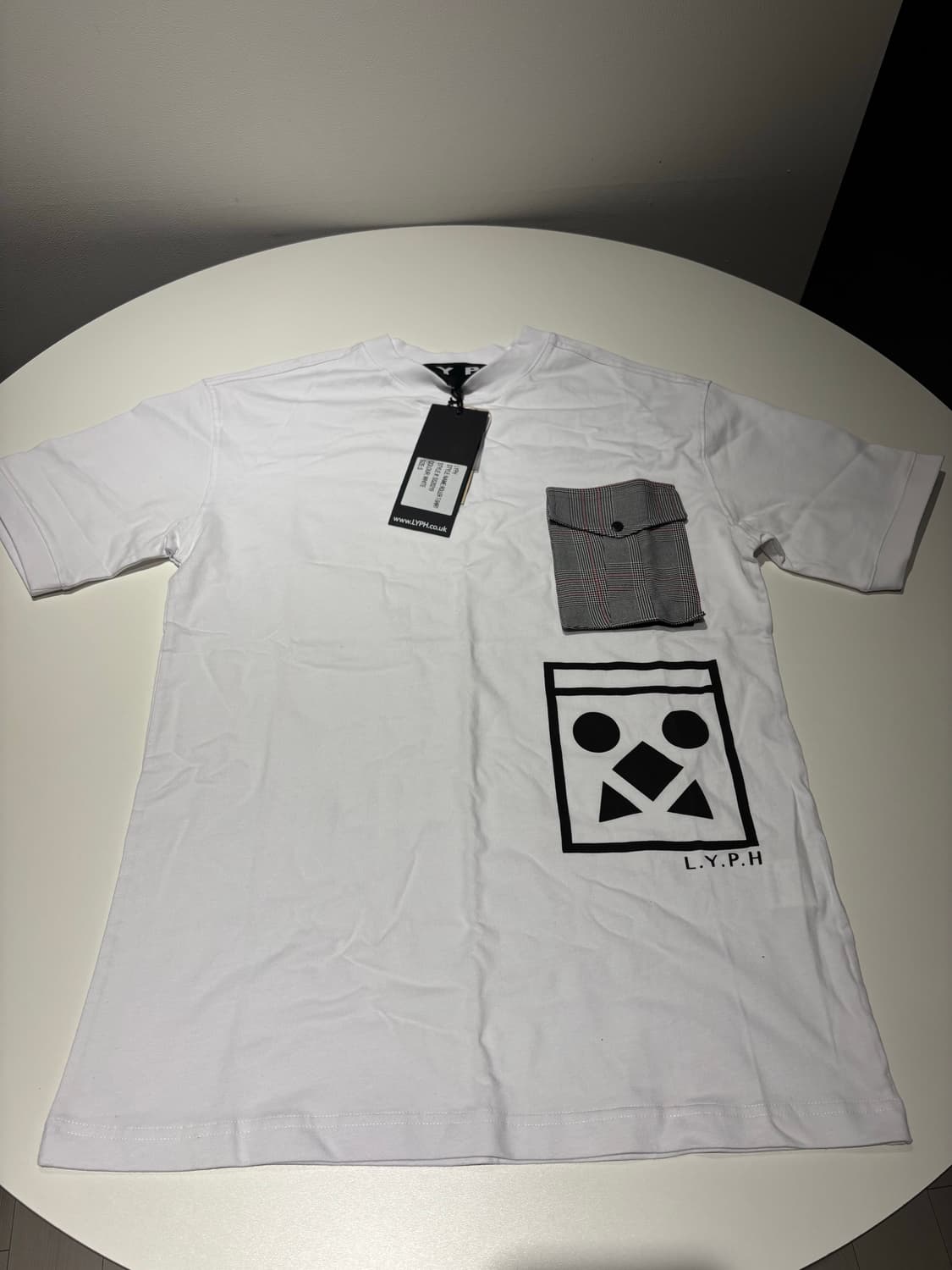 (미착용/떨이) LYPH 롤러 화이트 반팔 티셔츠 S 상품이미지1