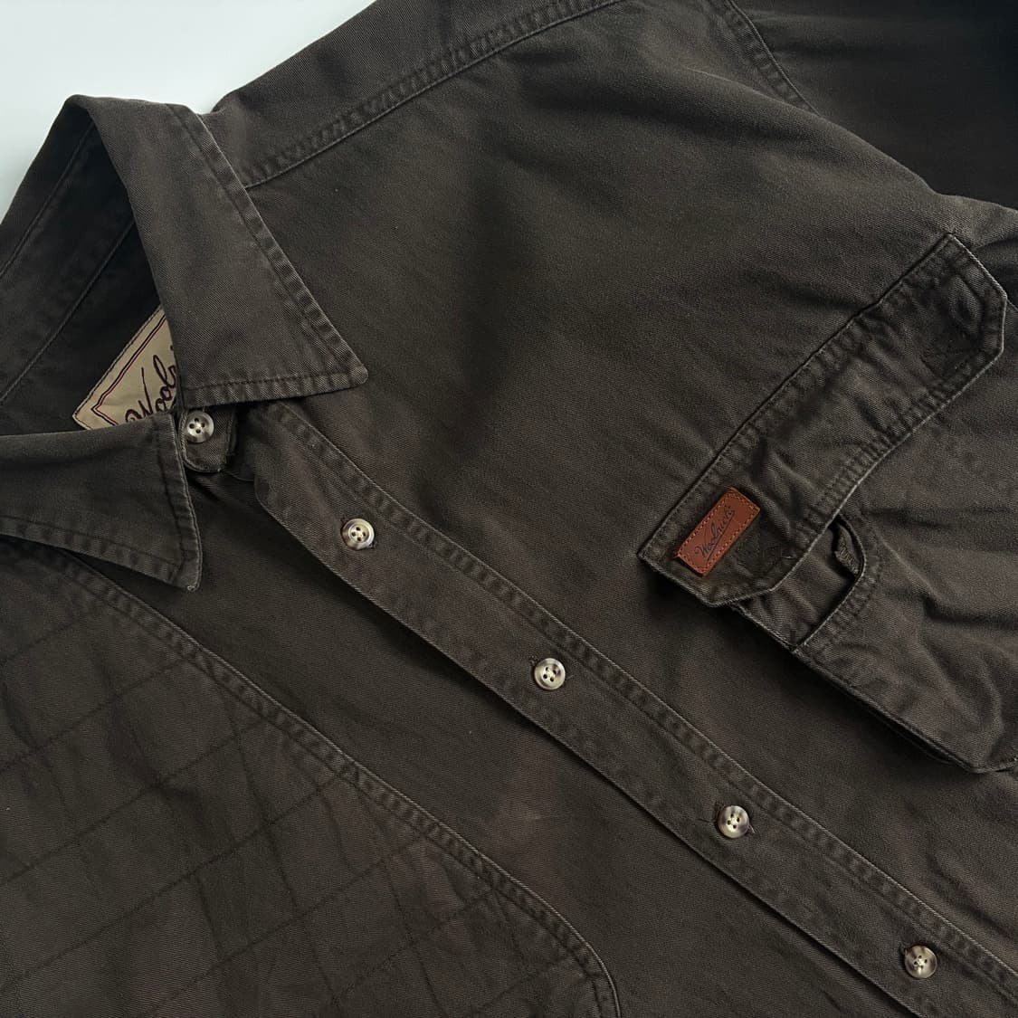 Woolrich  울리치 레더패치 다크브라운 워크셔츠 상품이미지2