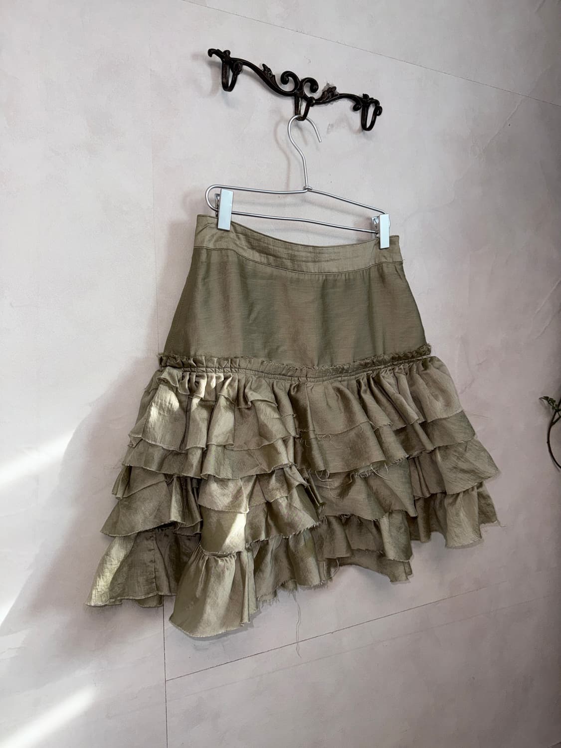 Khaki satin grunge ruffle cancan skirt 상품이미지2