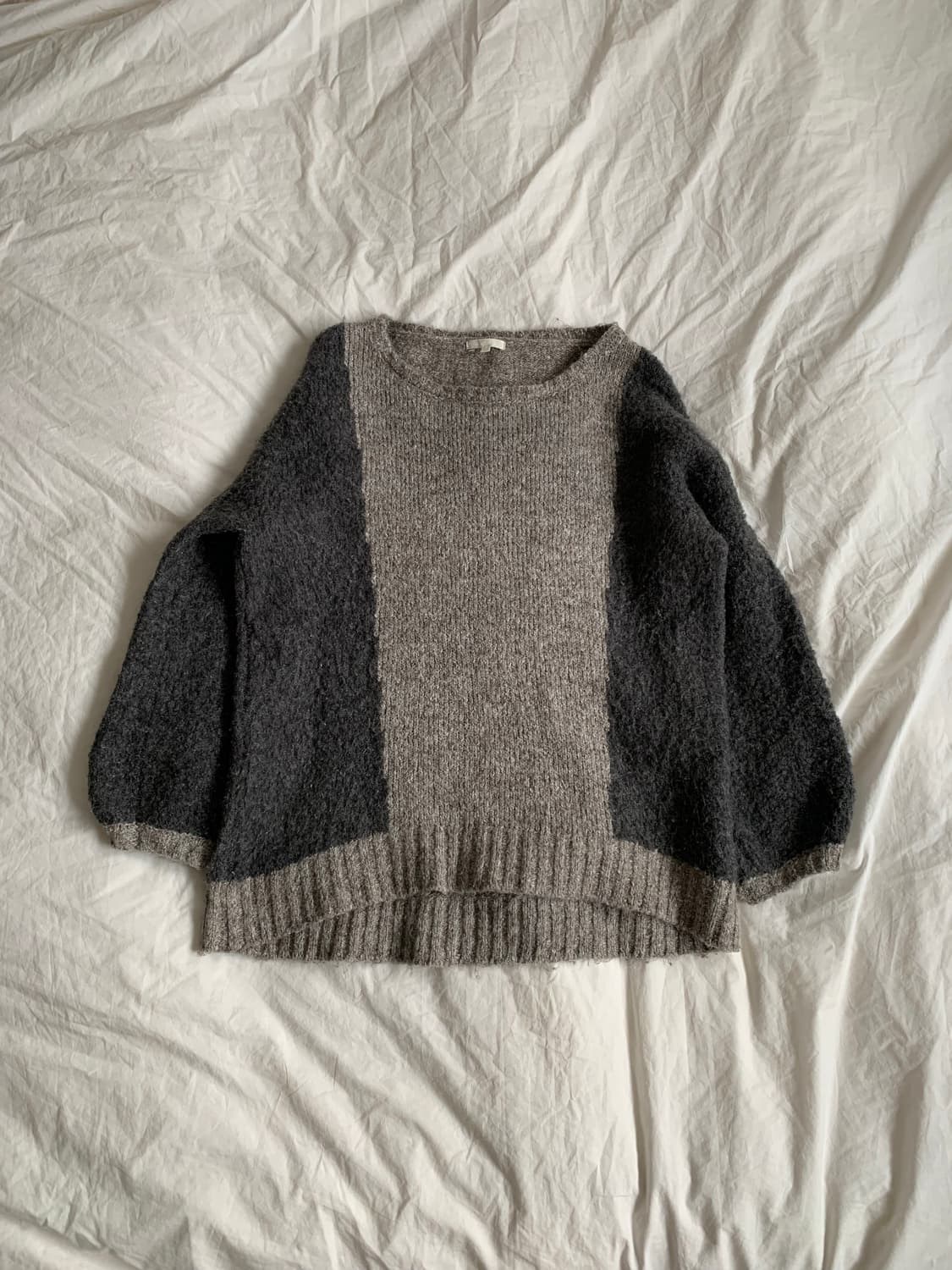 배색 보들 니트 상품이미지1