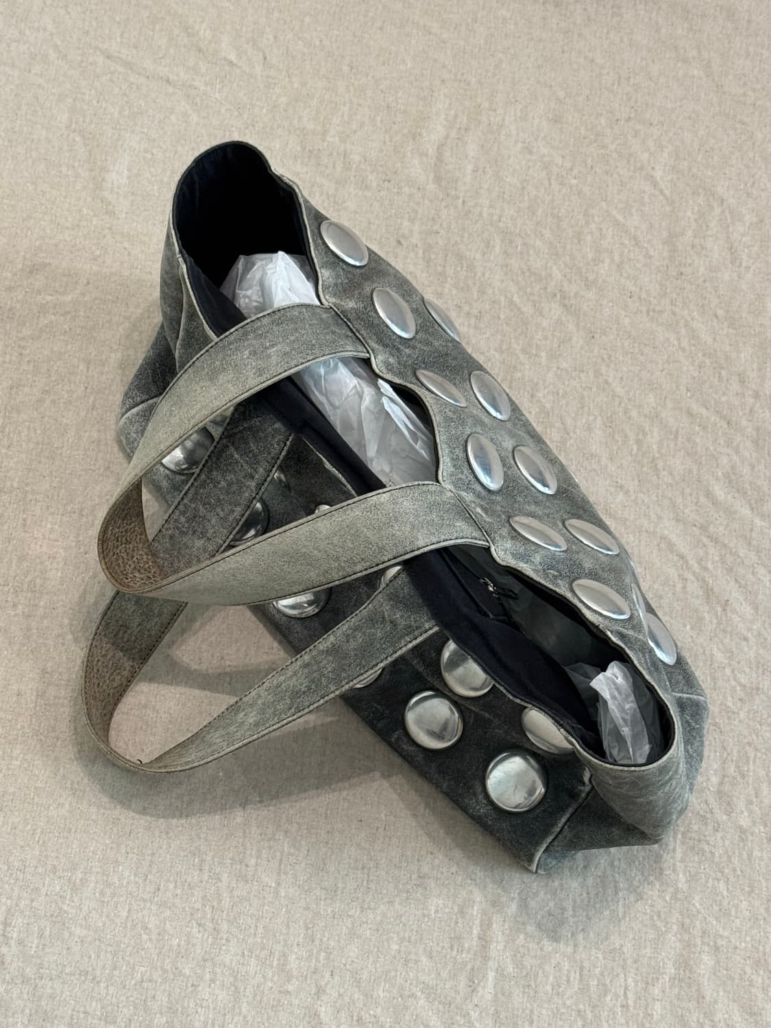 꼼데가르송 메탈 도트 레더 토트백 상품이미지2