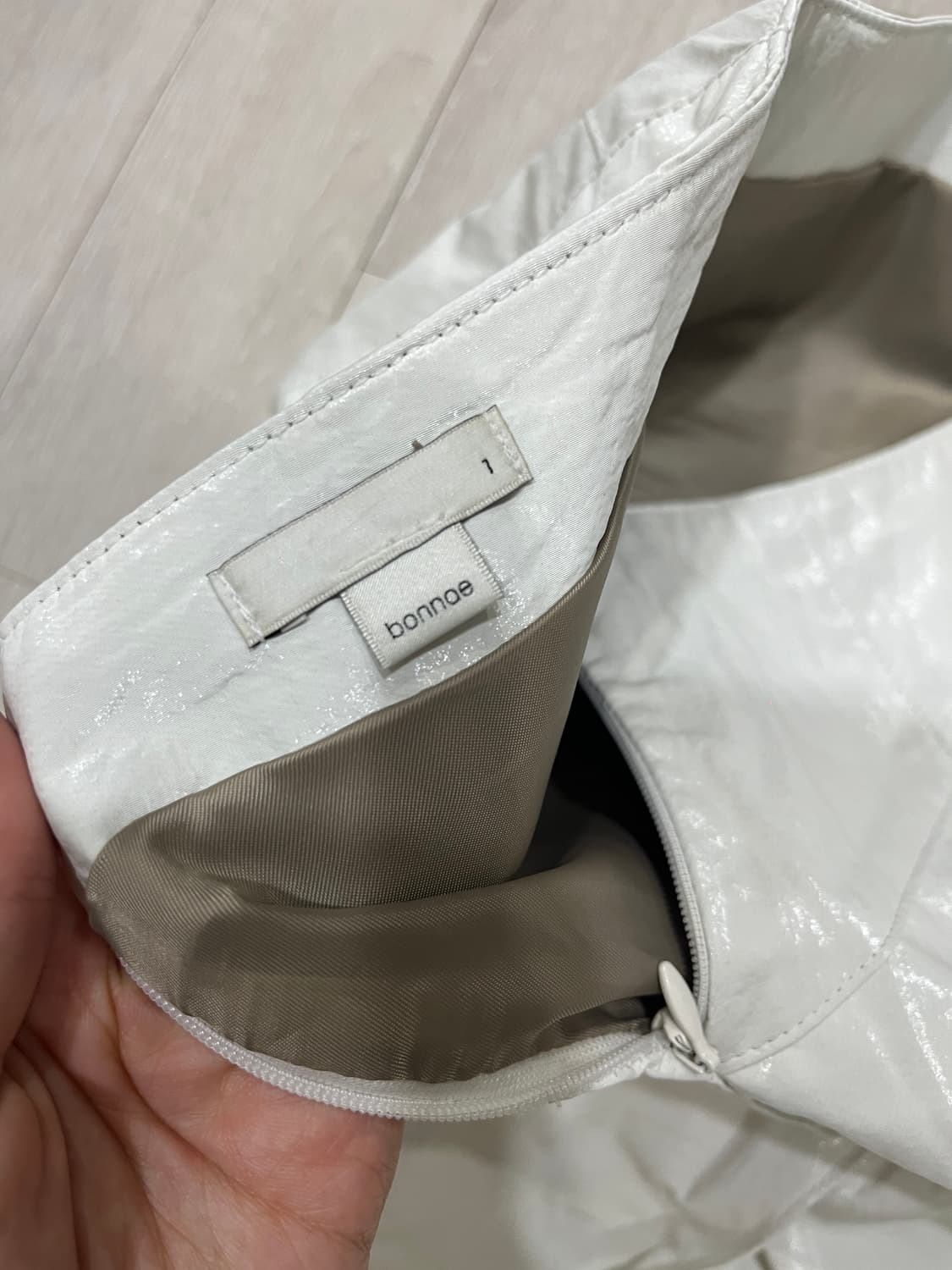 Bonnae 백슬릿 스커트 상품이미지3