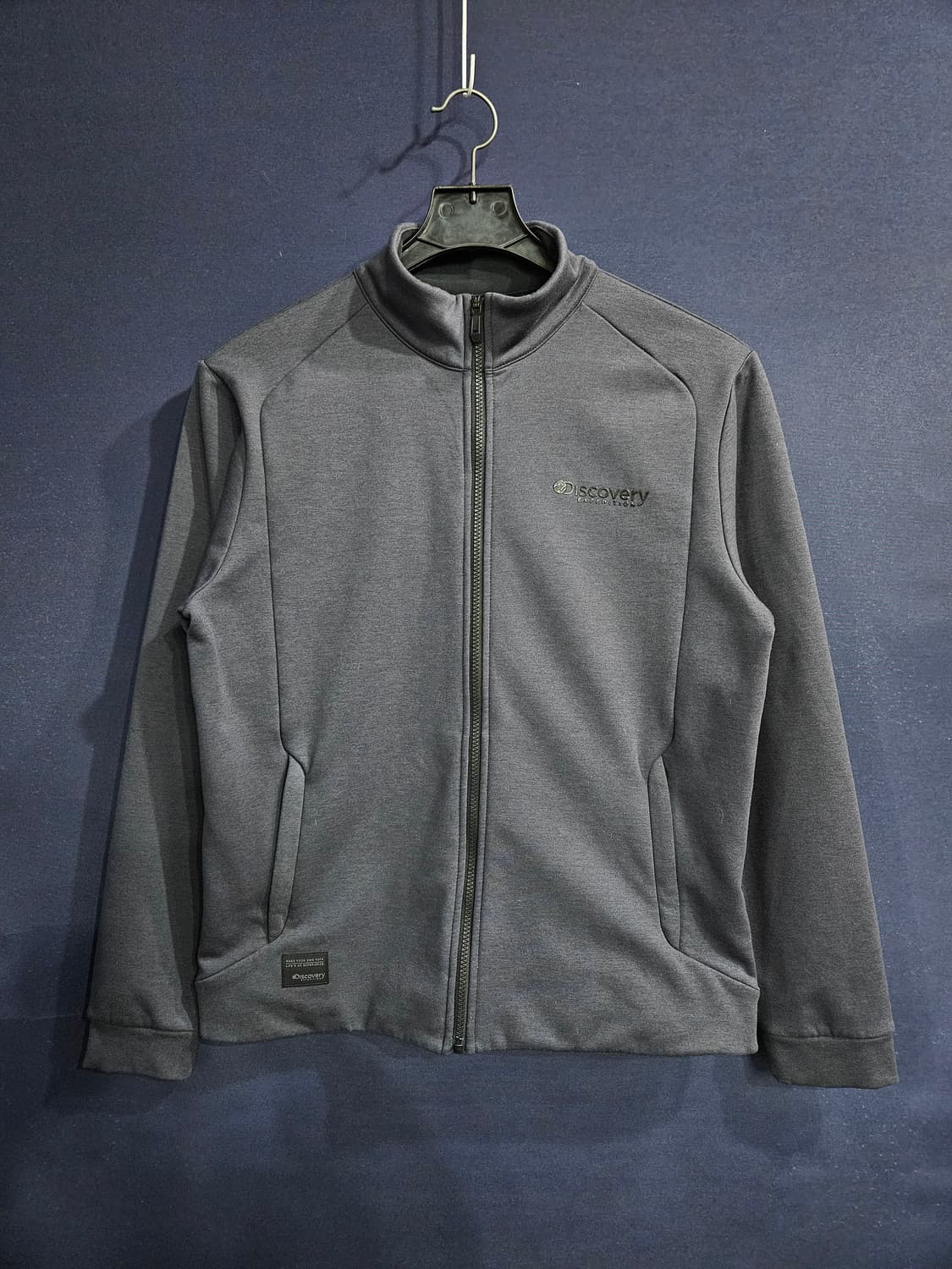 디스커버리 다크그레이 남성 슬림핏 105 기모 집업자켓  상품이미지1