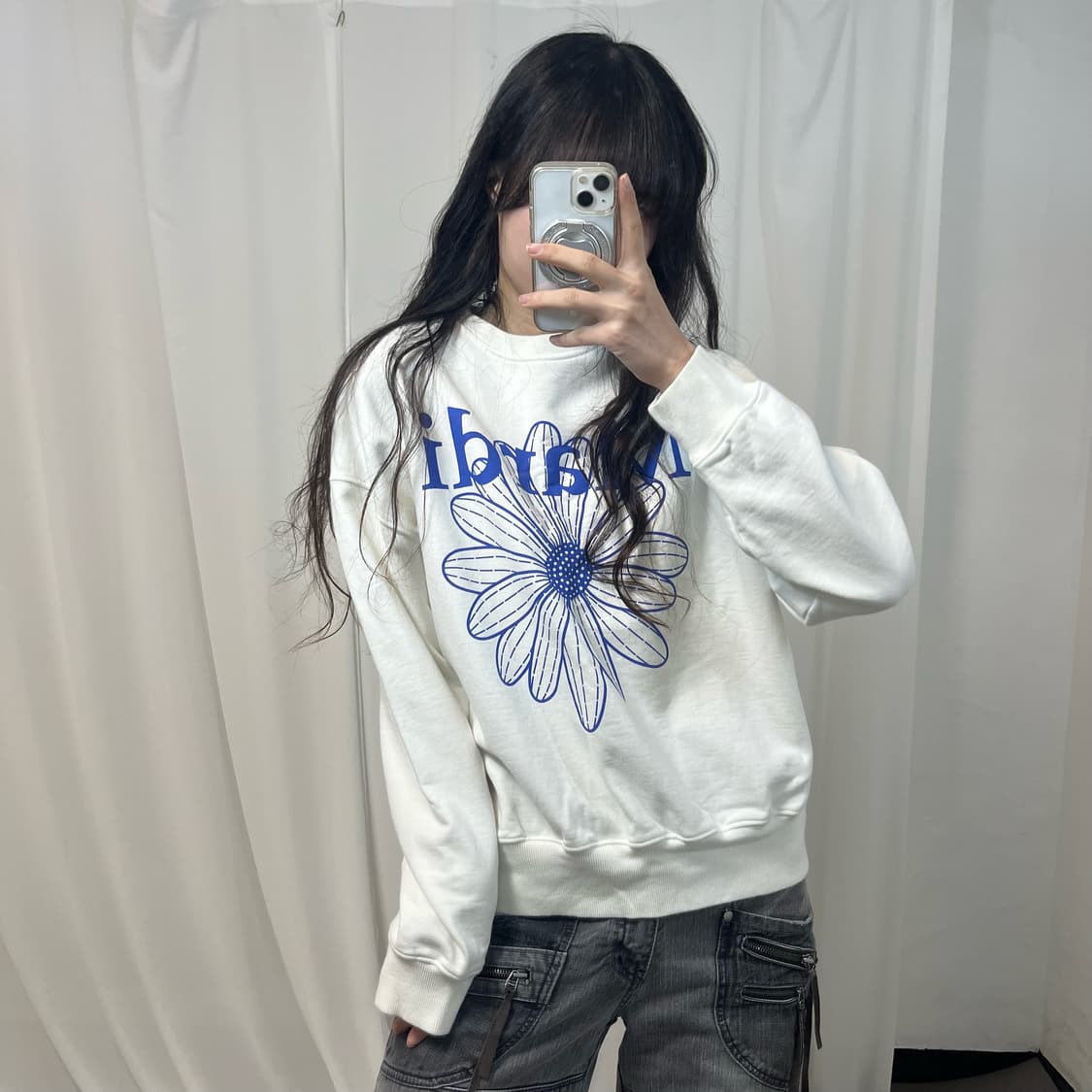 Mardi Mercredi White Sweatshirt 상품이미지1