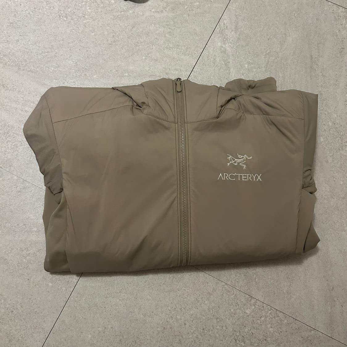 아크테릭스 아톰 후디 lt 스모크블러프 상품이미지2