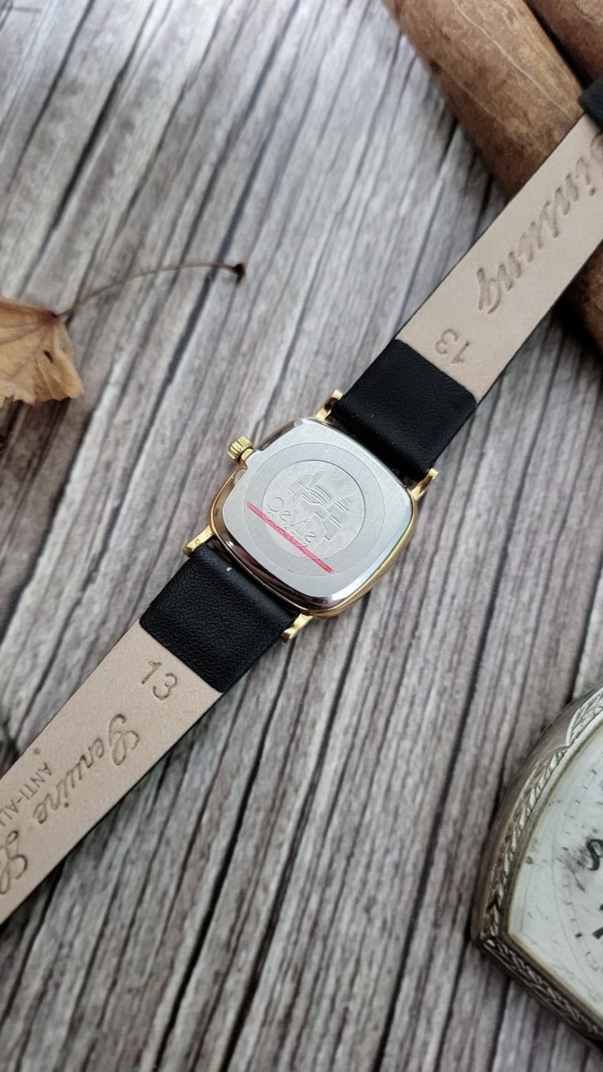 정품 오메가 드빌 미니멀 드레스 쿼츠시계 상품이미지8