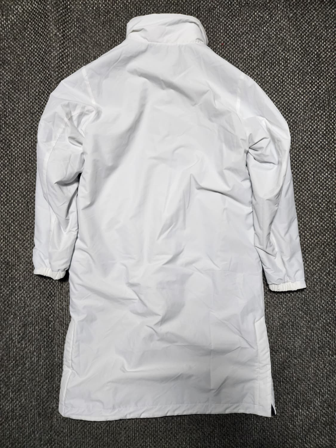 데상트 리버시블 롱패딩 95 사이즈 상품이미지4