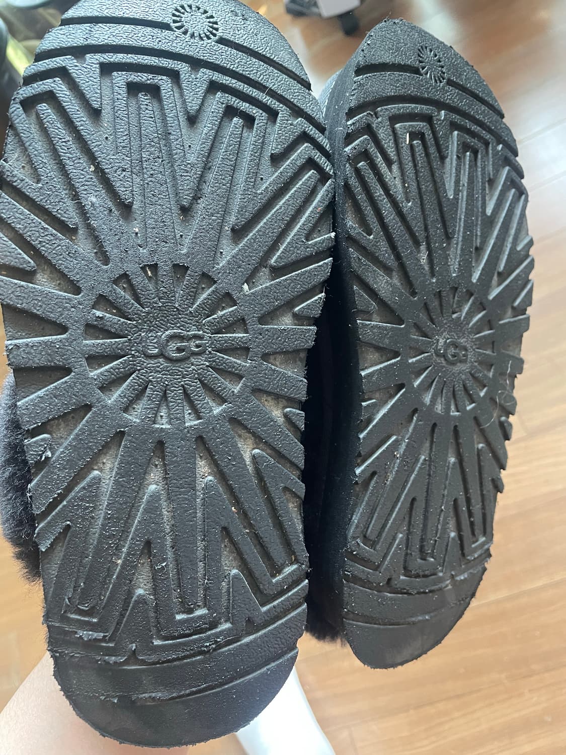 어그 디스케트 230mm 블랙 상품이미지2