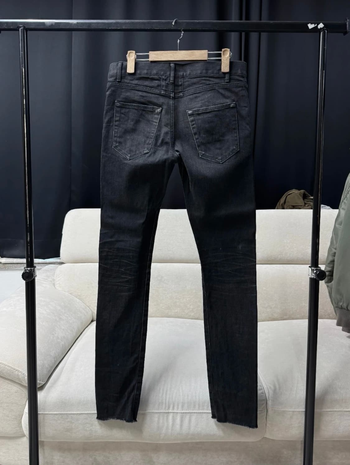 생로랑 15SS 밑단 디스진 상품이미지2