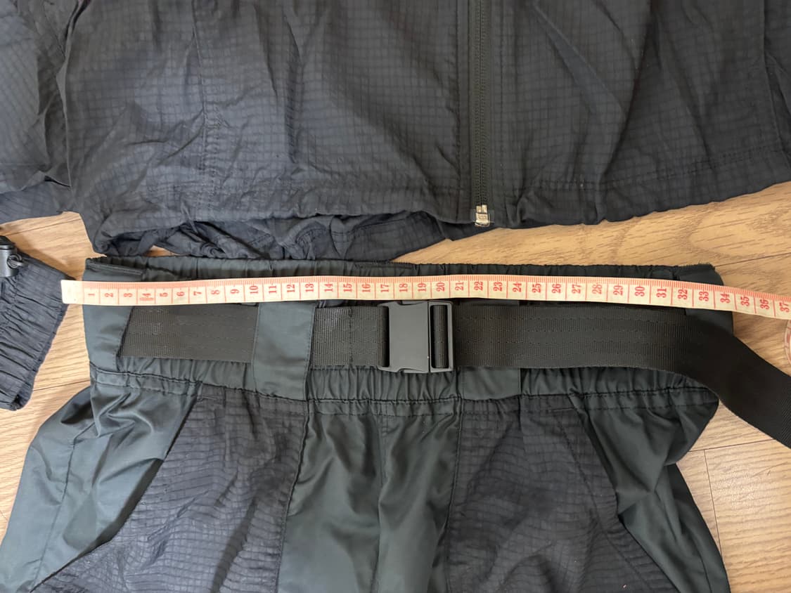 나이키 크롭 바람막이 벨트 조거팬츠세트 여성 s 실측 있어요. 상품이미지6