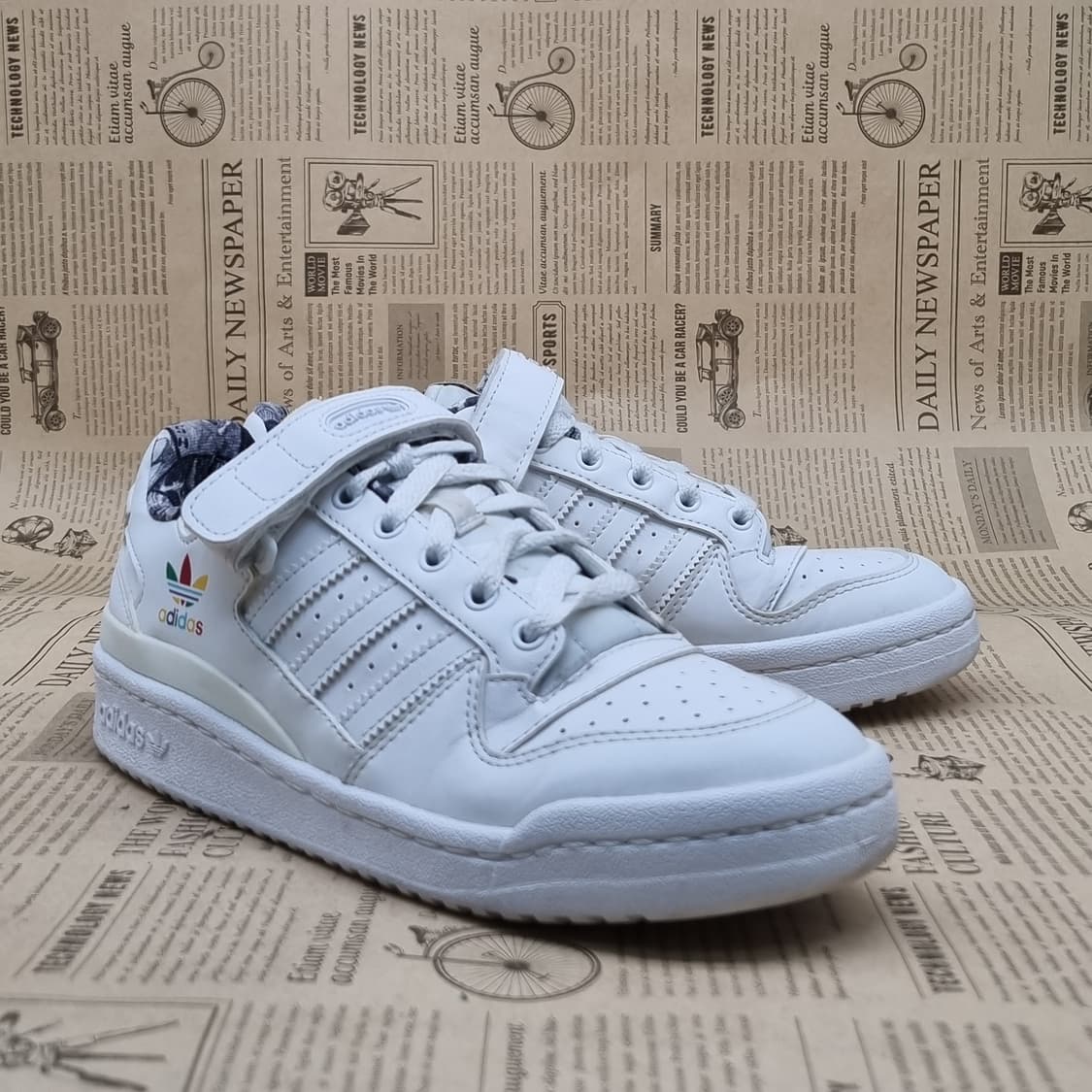 아디다스 포럼 로우 스니커즈240 상품이미지1