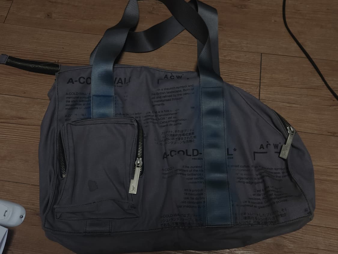 어콜드월 토트 스프레이 백 상품이미지1