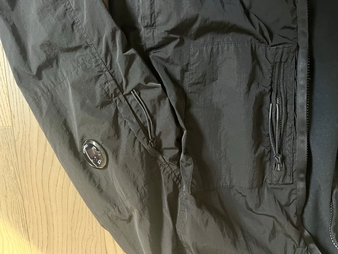 CP컴퍼니 22fw Chrome-R 후드 자켓(블랙, L) 상품이미지3